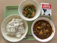 R6.11.22さつまいもカレー.jpg