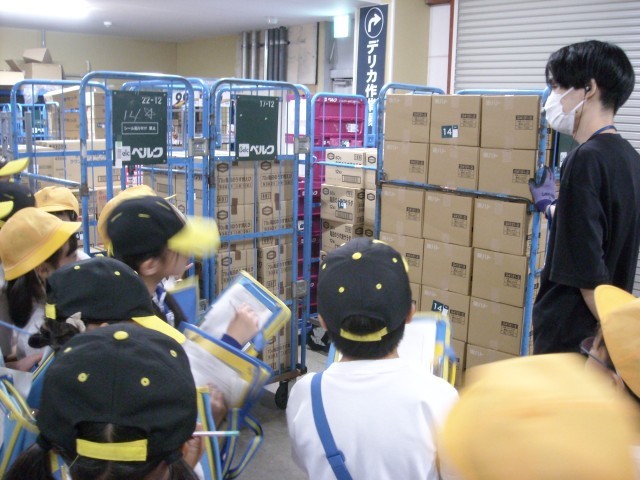 バックヤードの見学