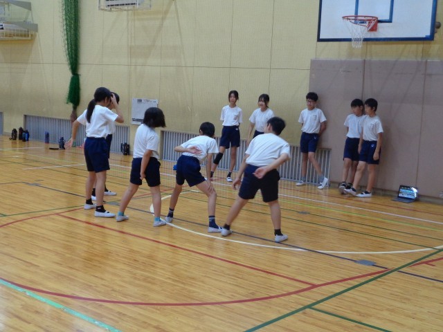 太田市立綿打小学校 | 学校日記 | 10/16(金) 5・6年 運動会練習