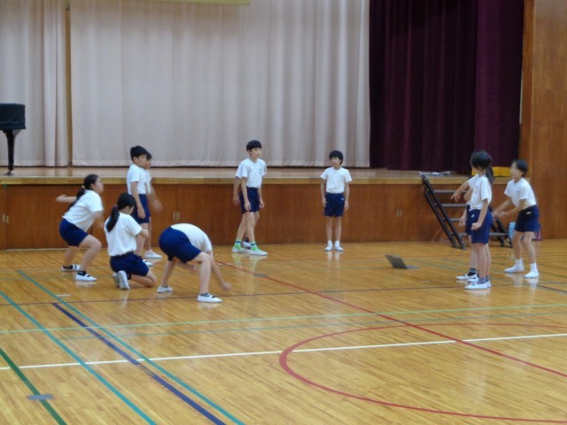 太田市立綿打小学校 | 学校日記 | 10/16(金) 5・6年 運動会練習