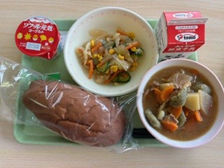 地場産食材の給食