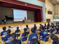 「なりたい自分を想像し、明日の自分を創造する」という今年度の生徒会スローガンが発表されました
